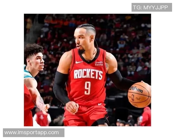 狄龙两节半遭遇6犯离场全场表现平平仅得12分2板1助1断